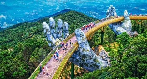 Đại dịch COVID-19 có “cản đường” du lịch Việt thăng hạng?